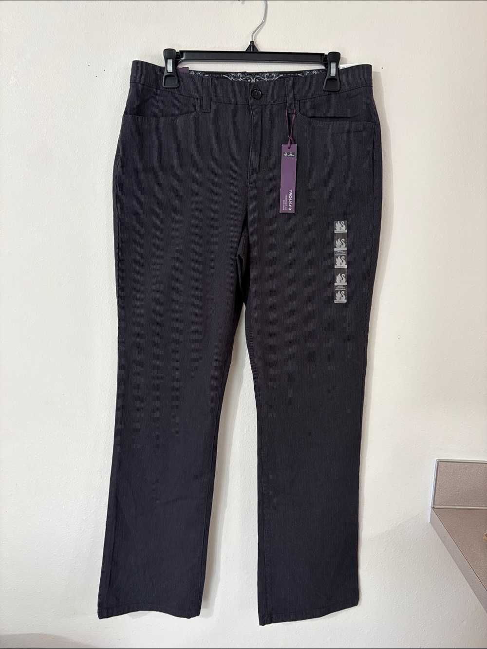 NWT Gloria Vanderbilt Striped Comfort Fit Mid Rise Trouser Pants Size 8